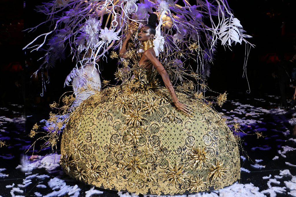 GUO PEI COUTURE SPRING-SUMMER 2018