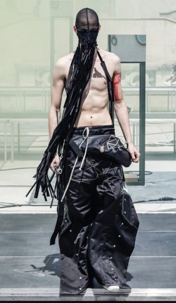 collections_cover_Rick_Owens_SS19_Men_look_20