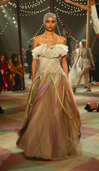 DIOR_HAUTE_COUTURE_SPRING-SUMMER2019_LOOK 31